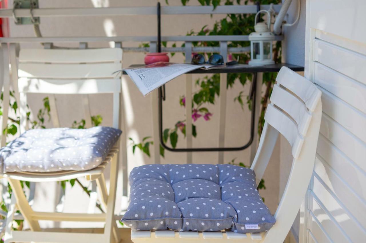 Apartman Pjero 3+2 Макарска Екстериор снимка